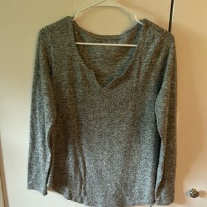Maurice’s | grey shimmer long sleeve